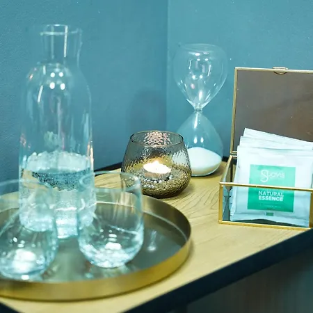 Lipa Plac * 포스토이나