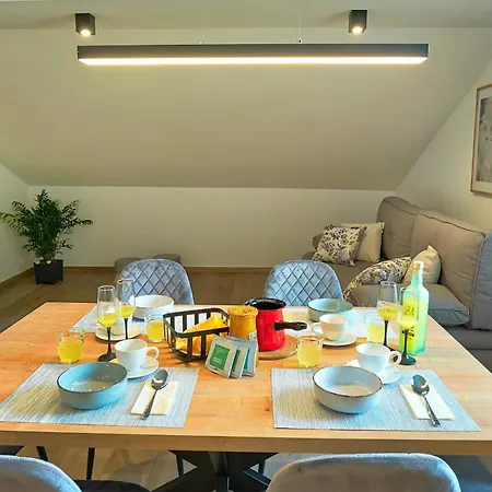 Lipa Plac Apartma Postojna