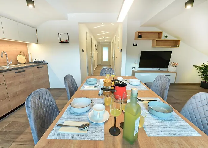 Lipa Plac Apartman *